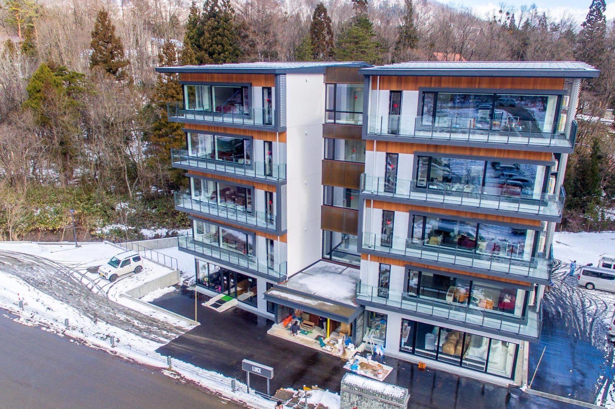 Hotel Mountain Side Hakuba Esterno foto